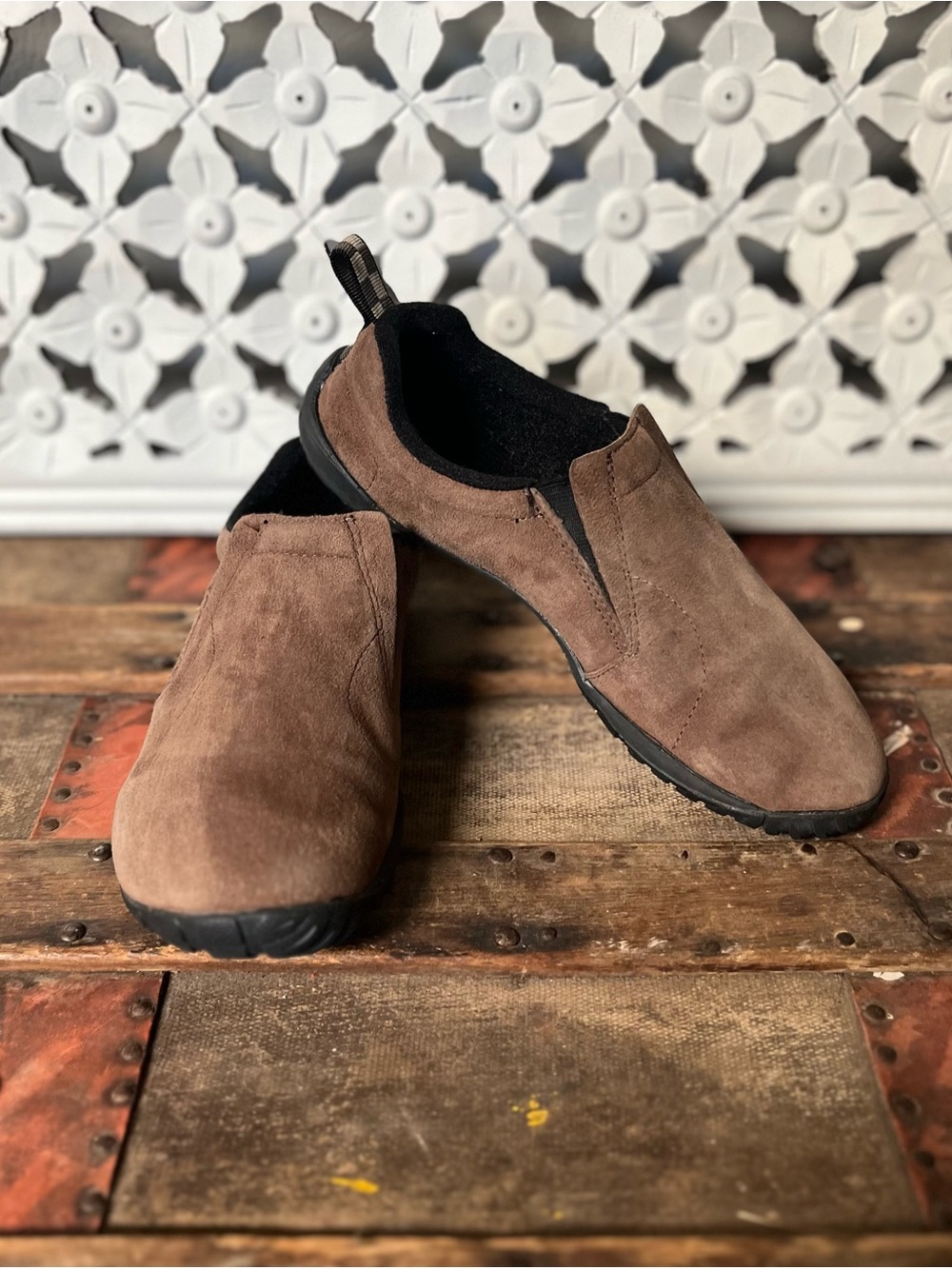 Merrell Gunsmoke Suede Slip On Shoes Womens 8.5 Brown Vibram Comfort